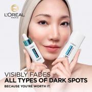 L'Oréal Paris Bright Reveal Nicotinamid-Dunkle-Flecken-Routine mit Ser...