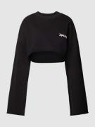 Review Cropped Sweatshirt mit Label Print in Black, Größe XS
