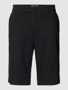 REVIEW Shorts in unifarbenem Design in Black, Größe M