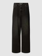 REVIEW Baggy Fit Jeans im 5-Pocket-Design in Dunkelbraun, Größe 30