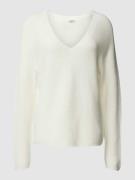 s.Oliver RED LABEL Strickpullover mit tiefem V-Ausschnitt in Offwhite,...