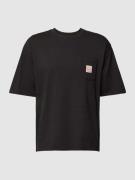 Levi's® Oversized T-Shirt mit Brusttasche Modell 'WORKWEAR' in Black, ...