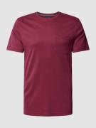 Christian Berg Men T-Shirt mit aufgesetzter Brusttasche in Fuchsia, Gr...