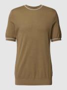 BOSS T-Shirt mit Kontraststreifen Modell 'Oricco' in Schilf, Größe M