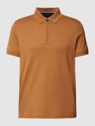 Tommy Hilfiger Slim Fit Poloshirt mit kurzem Reißverschluss in Khaki, ...