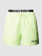 Calvin Klein Underwear Badehose mit elastischem Label-Bund in Neon Gru...