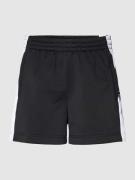 adidas Originals Shorts mit Kontraststreifen Modell 'ADIBREAK' in Blac...