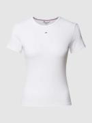 Tommy Jeans Slim Fit T-Shirt in Ripp-Optik Modell 'ESSENTIAL' in Weiss...