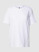 Pieces T-Shirt mit fixierten Ärmelumschlägen in Weiss, Größe S