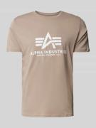 Alpha Industries T-Shirt mit Label-Print in Sand, Größe XS