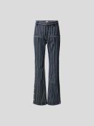 Filippa K Flared Fit Jeans mit Streifenmuster in Jeansblau Melange, Gr...