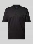 Christian Berg Men Regular Fit Poloshirt mit Brusttasche in Black, Grö...