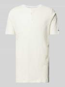 Fynch-Hatton T-Shirt mit Logo-Stitching Modell 'Henley' in Offwhite Me...