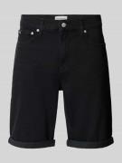 Calvin Klein Jeans Slim Fit Jeansshorts mit Label-Detail in Black, Grö...