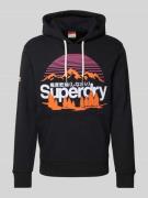 Superdry Hoodie mit Label-Print Modell 'GREAT OUTDOORS' in Anthrazit M...