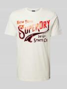 Superdry T-Shirt mit Label-Print Modell 'METALLIC WORKWEAR' in Offwhit...