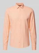 JOOP! Slim Fit Freizeithemd mit Kentkragen in Apricot, Größe 38