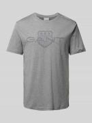 Gant T-Shirt mit Label-Print in Mittelgrau Melange, Größe S
