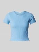 Only T-Shirt mit Wellensaum Modell 'EMMA' in Rauchblau, Größe XS