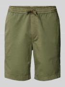 URBAN CLASSICS Regular Fit Shorts mit elastischem Bund in Oliv, Größe ...