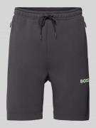 BOSS Green Shorts mit Label-Applikation Modell 'Headlo' in Anthrazit, ...