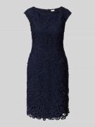 s.Oliver BLACK LABEL Knielanges Kleid mit U-Boot-Ausschnitt in Marine,...