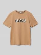 Boss T-Shirt mit Label-Print in Camel, Größe 152