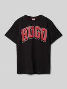 HUGO T-Shirt mit Label-Print in Black, Größe 152