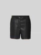 Nanushka Shorts mit Zierbesatz in Black, Größe L