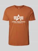Alpha Industries T-Shirt mit Label-Print in Hazel, Größe S