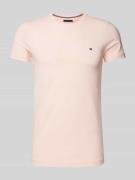 Tommy Hilfiger T-Shirt mit Label-Stitching in Pink, Größe S
