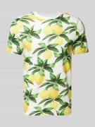 MCNEAL T-Shirt mit Allover-Muster in Weiss, Größe S