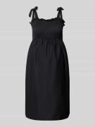 Mamalicious Umstands-Kleid mit Smok-Details Modell 'CLEA' in Black, Gr...