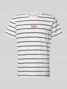 Levi's® T-Shirt mit Label-Badge in Offwhite, Größe L