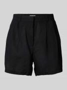 Gina Tricot Loose Fit Leinenshorts mit Bundfalten in Black, Größe M