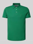 Tommy Hilfiger Slim Fit Poloshirt mit Logo-Stitching in Grass, Größe L