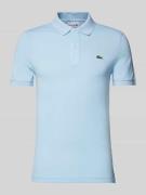 Lacoste Slim Fit Poloshirt mit Label-Badge Modell 'CORE' in Hellblau, ...