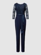 Swing Jumpsuit mit Bindegürtel in Marine, Größe 42