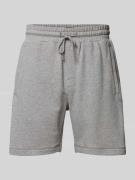 BOSS Regular Fit Sweatshorts mit Label-Schriftzug in Hellgrau, Größe L