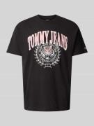 Tommy Jeans T-Shirt aus Baumwolle mit Motiv-Print  Modell 'VARSITY TIG...