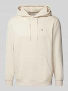 Tommy Jeans Regular Fit Hoodie mit Label-Stitching in Beige, Größe L