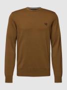 Fred Perry Strickpullover mit Label-Stitching in Beige, Größe S