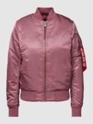 Alpha Industries Bomberjacke mit Label-Detail in Rose, Größe S