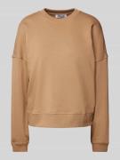 EDITED Oversized Sweatshirt mit überschnittenen Schultern in Cognac, G...