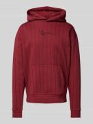 KARL KANI Hoodie mit Label-Stitching in Bordeaux, Größe L