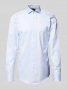 BOSS Slim Fit Businesshemd mit extra langem Arm in Bleu, Größe 40L