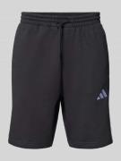 ADIDAS SPORTSWEAR Regular Fit Sweatshorts mit Label-Stitching in Black...