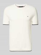 Tommy Hilfiger T-Shirt mit Label-Detail in Ecru, Größe L