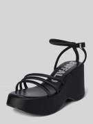 Buffalo Sandalette mit Plateausohle Modell 'JOY' in Black, Größe 38
