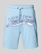 KARL KANI Regular Fit Sweatshorts mit Label-Stitching in Dunkelblau, G...